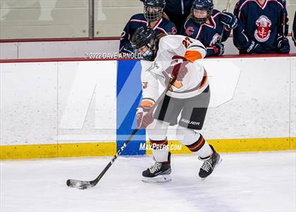 Thumbnail 3 in Central Catholic vs Wayland/Weston photogallery.