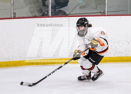 Thumbnail 1 in Central Catholic vs Wayland/Weston photogallery.