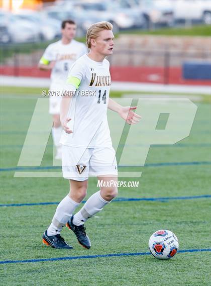 Thumbnail 3 in Vianney @ Helias photogallery.