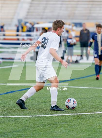 Thumbnail 1 in Vianney @ Helias photogallery.