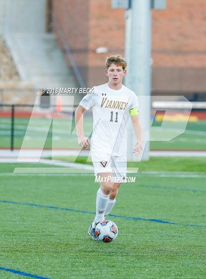 Thumbnail 1 in Vianney @ Helias photogallery.