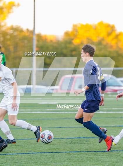 Thumbnail 1 in Vianney @ Helias photogallery.