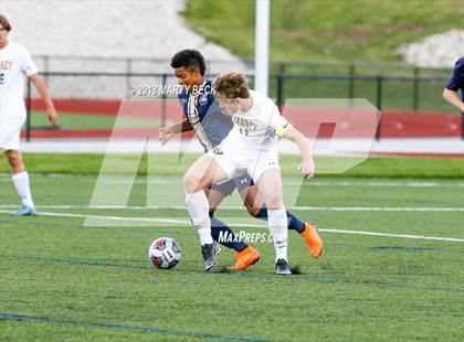 Thumbnail 2 in Vianney @ Helias photogallery.
