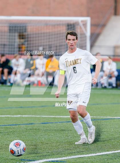 Thumbnail 2 in Vianney @ Helias photogallery.
