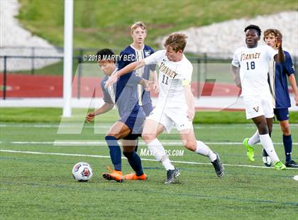 Thumbnail 1 in Vianney @ Helias photogallery.