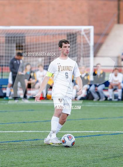 Thumbnail 2 in Vianney @ Helias photogallery.
