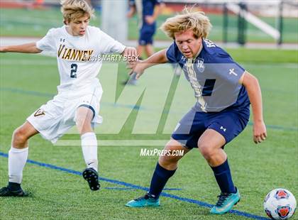 Thumbnail 2 in Vianney @ Helias photogallery.