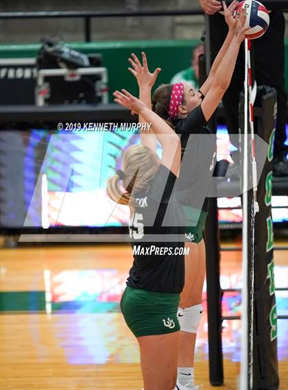 Thumbnail 2 in Aledo vs Arlington photogallery.