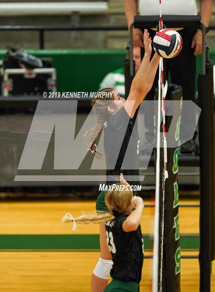Thumbnail 2 in Aledo vs Arlington photogallery.