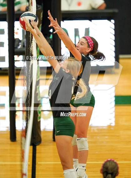 Thumbnail 3 in Aledo vs Arlington photogallery.