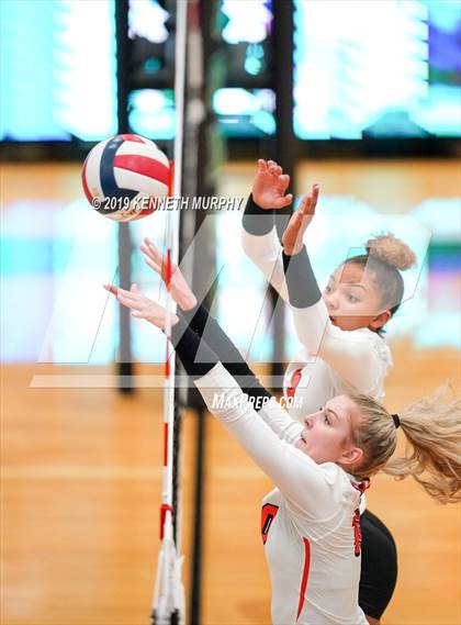 Thumbnail 2 in Aledo vs Arlington photogallery.