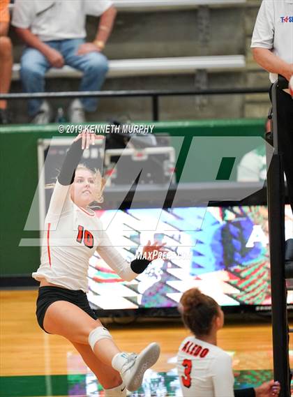 Thumbnail 1 in Aledo vs Arlington photogallery.