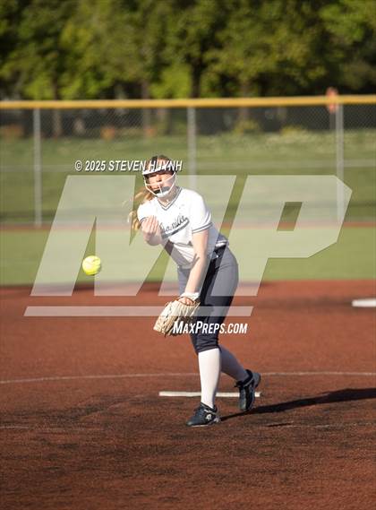 Thumbnail 1 in Hillsboro @ Wilsonville photogallery.