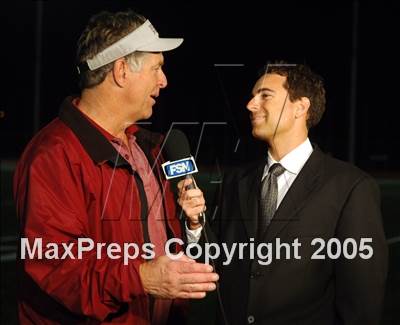 Thumbnail 2 in Esperanza vs. Los Alamitos photogallery.