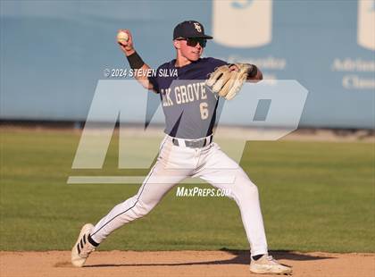 Thumbnail 3 in Elk Grove vs. Eastlake (74th Annual San Diego Lions Tournament) photogallery.