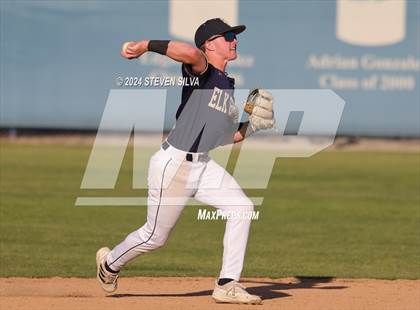 Thumbnail 1 in Elk Grove vs. Eastlake (74th Annual San Diego Lions Tournament) photogallery.