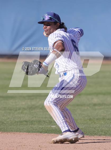 Thumbnail 2 in Elk Grove vs. Eastlake (74th Annual San Diego Lions Tournament) photogallery.