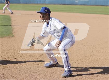 Thumbnail 2 in Elk Grove vs. Eastlake (74th Annual San Diego Lions Tournament) photogallery.