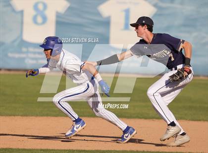 Thumbnail 2 in Elk Grove vs. Eastlake (74th Annual San Diego Lions Tournament) photogallery.