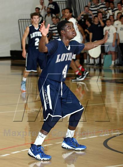 Thumbnail 2 in Loyola @ Harvard-Westlake photogallery.