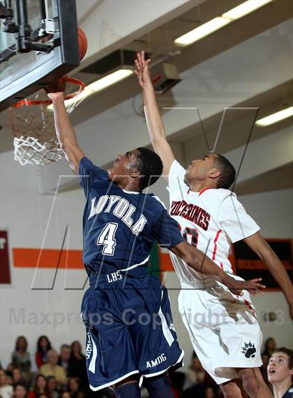 Thumbnail 2 in Loyola @ Harvard-Westlake photogallery.