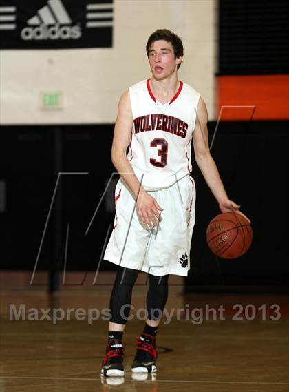 Thumbnail 1 in Loyola @ Harvard-Westlake photogallery.