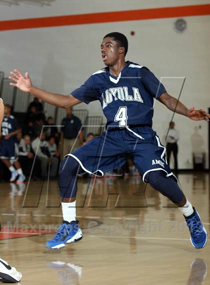 Thumbnail 2 in Loyola @ Harvard-Westlake photogallery.