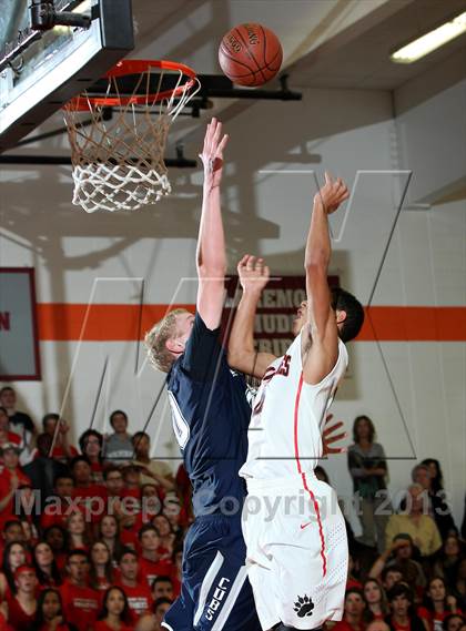 Thumbnail 1 in Loyola @ Harvard-Westlake photogallery.