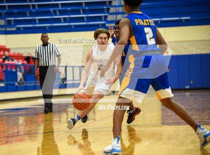 Thumbnail 2 in La Vega vs. Georgetown (Midway MT Rice Tournament) photogallery.