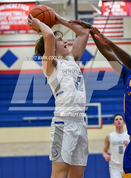 Thumbnail 3 in La Vega vs. Georgetown (Midway MT Rice Tournament) photogallery.