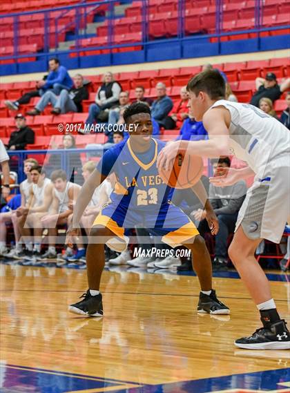 Thumbnail 3 in La Vega vs. Georgetown (Midway MT Rice Tournament) photogallery.