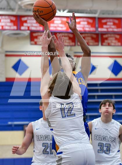 Thumbnail 2 in La Vega vs. Georgetown (Midway MT Rice Tournament) photogallery.