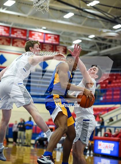 Thumbnail 3 in La Vega vs. Georgetown (Midway MT Rice Tournament) photogallery.