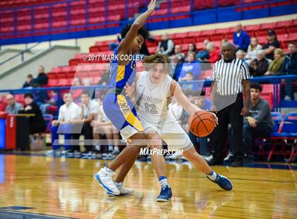 Thumbnail 3 in La Vega vs. Georgetown (Midway MT Rice Tournament) photogallery.