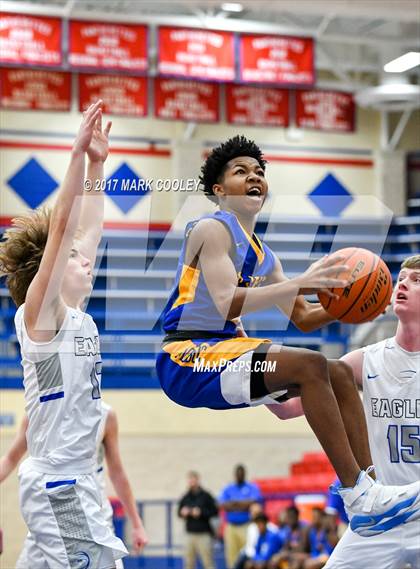 Thumbnail 2 in La Vega vs. Georgetown (Midway MT Rice Tournament) photogallery.