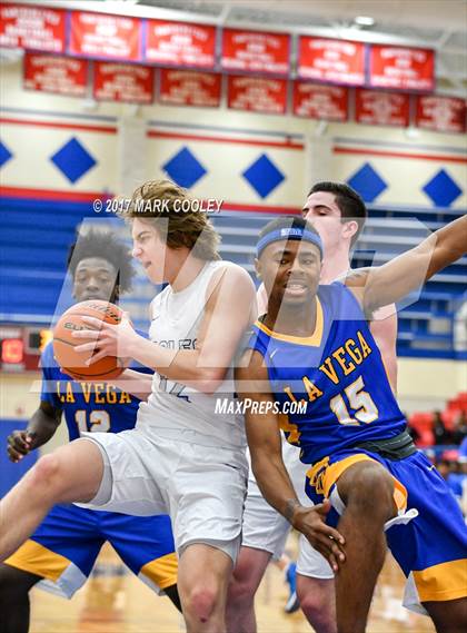 Thumbnail 1 in La Vega vs. Georgetown (Midway MT Rice Tournament) photogallery.