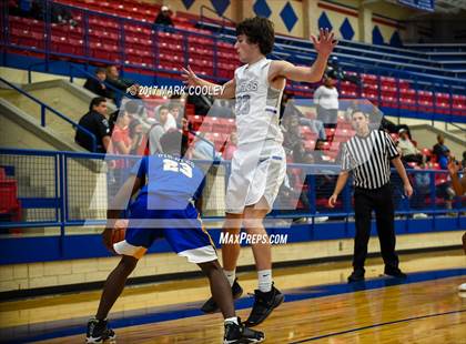 Thumbnail 2 in La Vega vs. Georgetown (Midway MT Rice Tournament) photogallery.