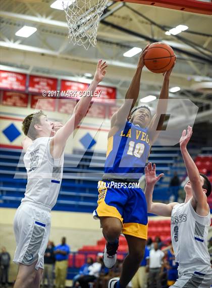 Thumbnail 2 in La Vega vs. Georgetown (Midway MT Rice Tournament) photogallery.