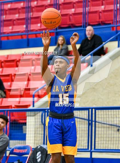 Thumbnail 2 in La Vega vs. Georgetown (Midway MT Rice Tournament) photogallery.