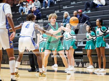 Thumbnail 3 in Chattahoochee vs. Roswell (GHSA 5A Regional Playoff) photogallery.
