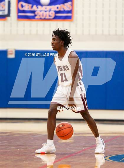 Thumbnail 1 in Kingston vs. Bethlehem Central (Officials vs Cancer Tournament) photogallery.