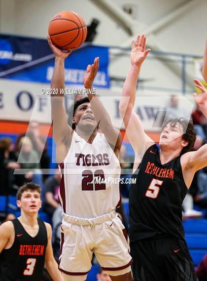 Thumbnail 3 in Kingston vs. Bethlehem Central (Officials vs Cancer Tournament) photogallery.