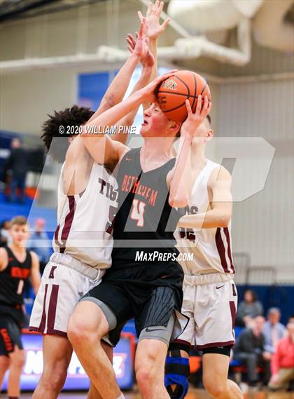Thumbnail 3 in Kingston vs. Bethlehem Central (Officials vs Cancer Tournament) photogallery.