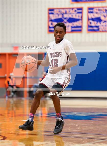 Thumbnail 3 in Kingston vs. Bethlehem Central (Officials vs Cancer Tournament) photogallery.