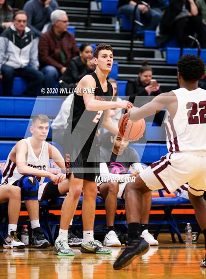 Thumbnail 2 in Kingston vs. Bethlehem Central (Officials vs Cancer Tournament) photogallery.