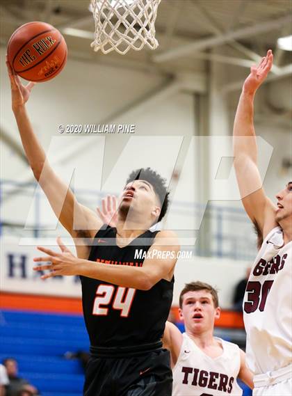 Thumbnail 2 in Kingston vs. Bethlehem Central (Officials vs Cancer Tournament) photogallery.