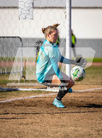 Thumbnail 3 in Edison vs. Ontario Christian (CIF SS D1 Round 2) photogallery.