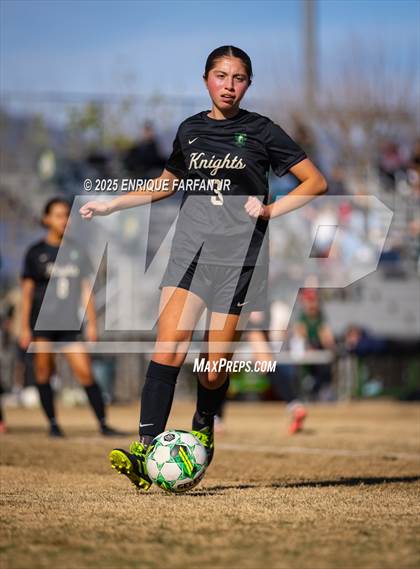 Thumbnail 3 in Edison vs. Ontario Christian (CIF SS D1 Round 2) photogallery.