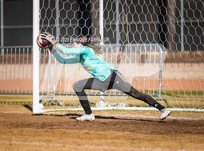 Thumbnail 2 in Edison vs. Ontario Christian (CIF SS D1 Round 2) photogallery.