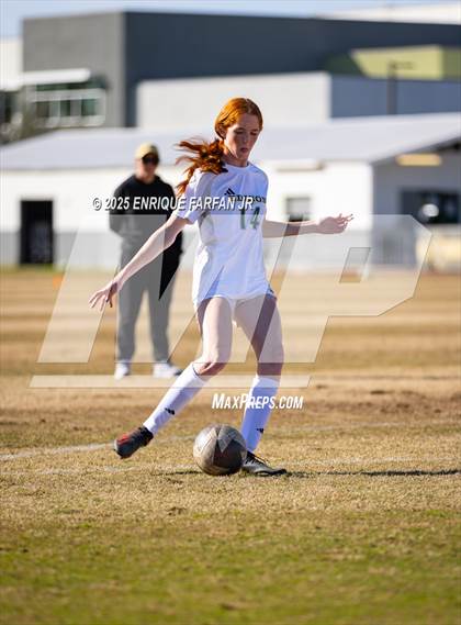 Thumbnail 3 in Edison vs. Ontario Christian (CIF SS D1 Round 2) photogallery.